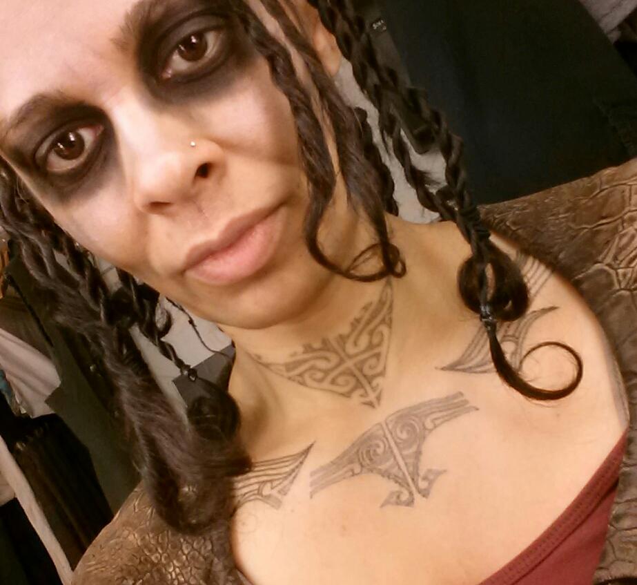 nafeesamonroe's tweet photo. Today in Soothy's tattoos... :) #FolgerCaesar http://t.co/V17w9RORLT