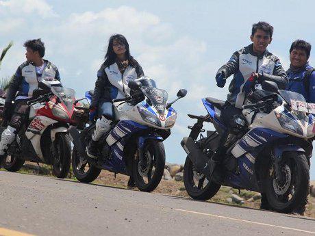 yamahaindonesia's tweet photo. Asyiknya Keliling Padang Naik Motor http://t.co/P9BnImcb4k | http://t.co/GHqpo9tIbn