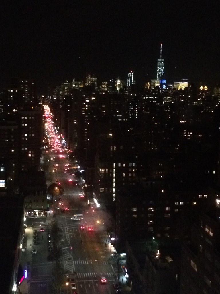Gabbstar21's tweet photo. "when I'm sad... I just like to look out the window."-Em http://t.co/gs3xAxysea