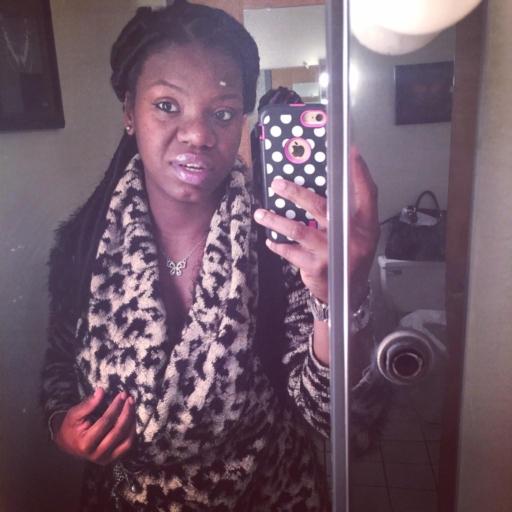 Kedaahhh_'s tweet photo. Pretty Bisshhh 😍 & She On Her Shyt 💁 #iLoveMyCase📱 #Idfwu💅 #Glowin👶 #LivinLife🙌 http://t.co/85D5BCVkHl