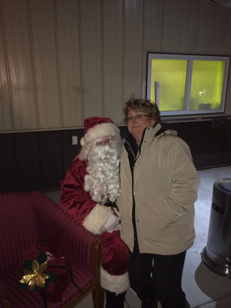 sanrevadeb's tweet image. Mayor's Christmas Tree Walk.  Hope Santa thinks I've been good. #ThinkSo  #PleaseDontTellHimDifferent