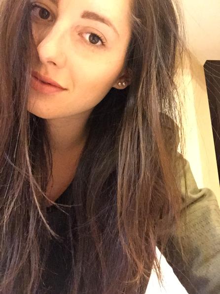 paigebreon's tweet photo. Steppin' up my selfie game with the bomb iPhone 6 camera 💋 #iphone6 #selfies #finallyclear #llod http://t.co/pmpE97lM7l