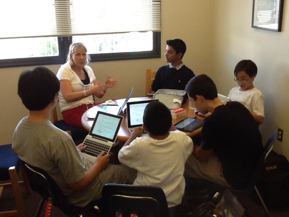 MrsMCPrell's tweet photo. So excited about our first Tech Genius Club meeting today! These Wildcats are WILD about tech... @TUSDconnect http://t.co/VoWhb9ZA9a