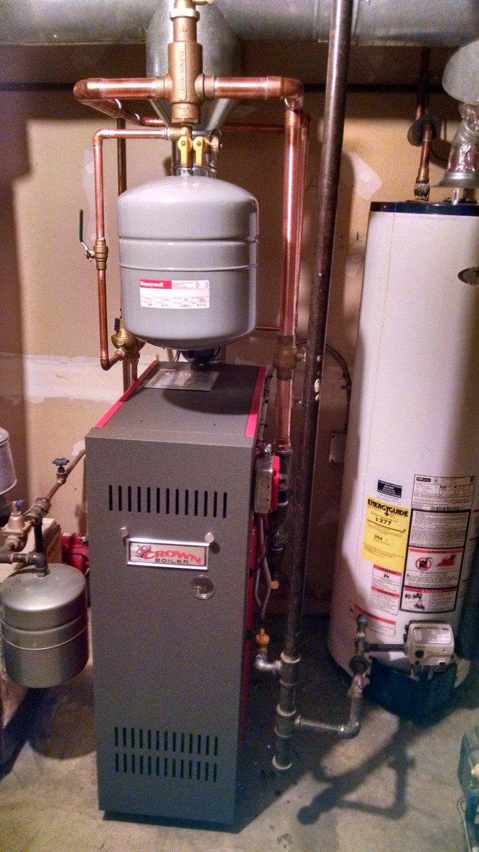 DegreeAbove's tweet photo. new crown boiler install by #degreeabove http://t.co/KmVjM5U6Ab