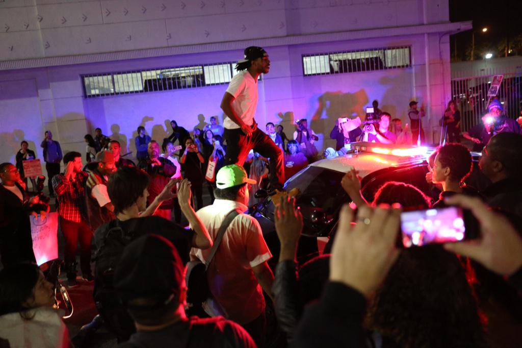 Прямая ссылка на встроенное изображение