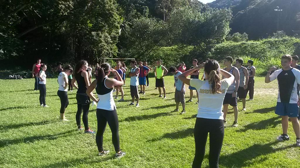 alevde's tweet photo. Increible el Taller de elasticidad hoy de la mano de @CalisteniaUSB y @PorristasUSB #DeportesUSB #USBve http://t.co/SsQkHkN2eX