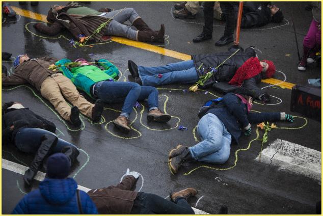 NylaTai's tweet photo. Either my town hd a #Ferguson protest early this mornin or meth clinic didn't open today #Hard2Tell
@YankeeScott15 http://t.co/VBoAq45skW