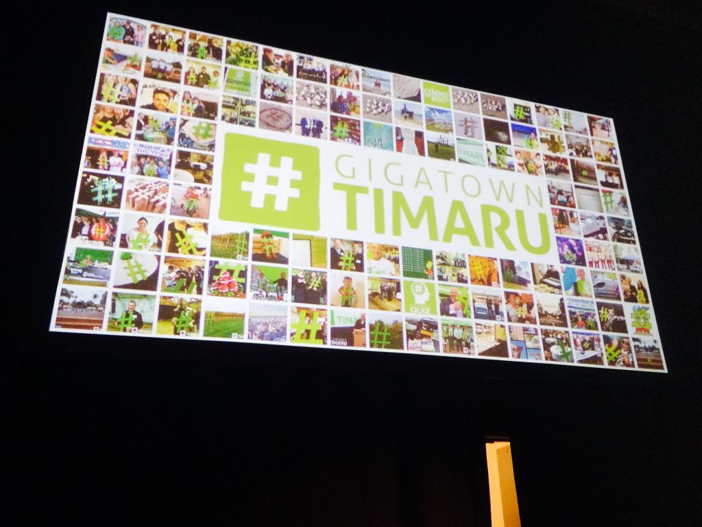 GigatownTimaru's tweet photo. You’re all here with us! #GigatownTim http://t.co/QFJr4Rl7rH
