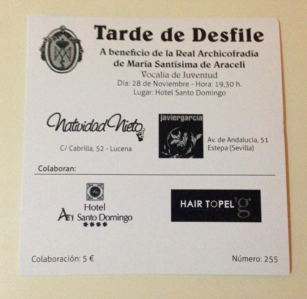 VocaliaAraceli's tweet photo. Tarde de Desfile. Viernes 28 de noviembre a las 19:30 en el Hotel AN Santo Domingo. Entradas en papelería Cañete. http://t.co/roKkPaBpCS