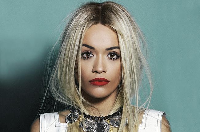 Happy Birthday Rita Ora, ke-24. Penyanyi asal Inggris ini bernaung di label milik Jay-Z, Roc Nation | 