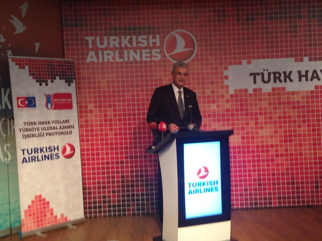 <a href="/AB_Bakanligi/">AB</a> Sn. <a href="/volkan_bozkir/">Volkan BOZKIR</a>: Erasmus+ Programı gençlerimizi geleceğe hazırlamada çok önemli bir programdır.