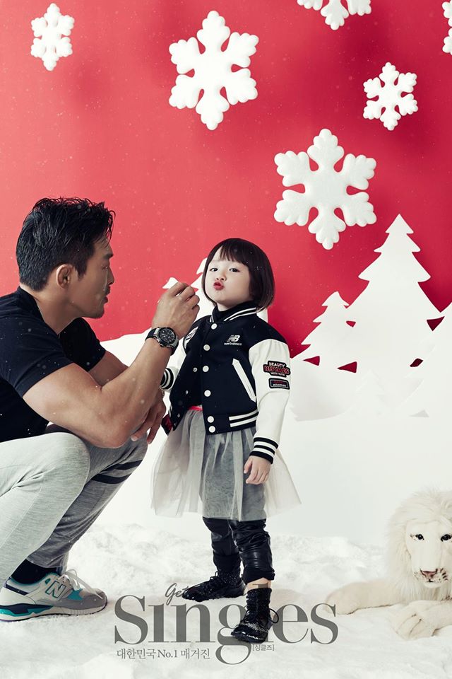 #ChuSarang Gets into the Holiday Season for Singles Magazine
soompi.com/2014/11/26/chu…