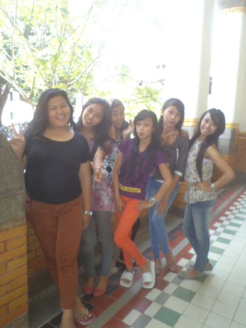 Alexbcrmer's tweet photo. @lidia_dwi1 @FHShyuk  @AmbarLee_MVP  DKK :)) http://t.co/R8yECH9gLD