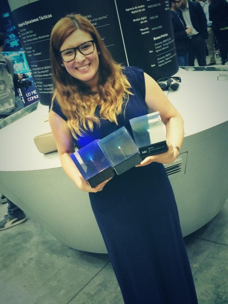 danegamez's tweet photo. Una noche increíble. Gracias @isil_pe Gracias @lucumalabs #PremiosDigi2014 #CyanProud http://t.co/2tACUsl52o