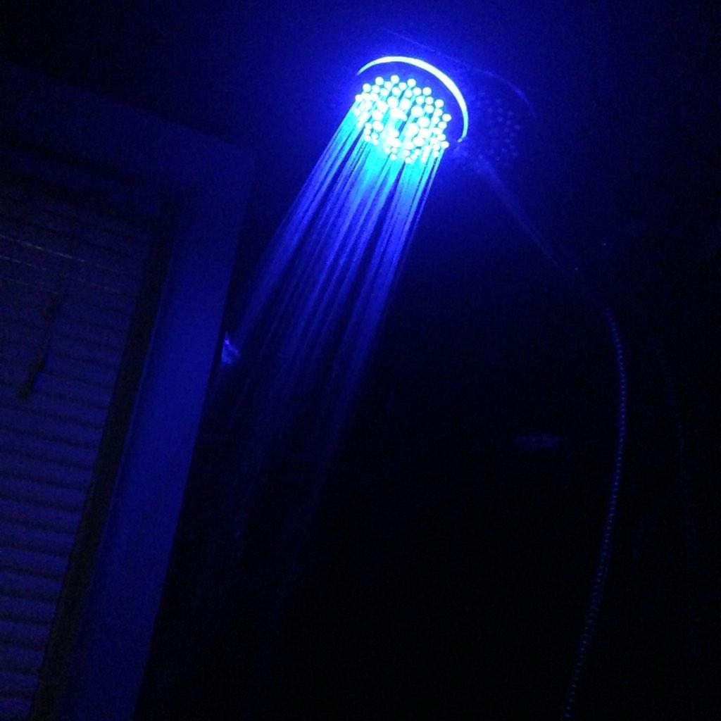 RoarOfSunshine's tweet photo. This is how I showered last night. #Heaven #LED #Glowing #ILiveInLED http://t.co/o8BCFAshDl