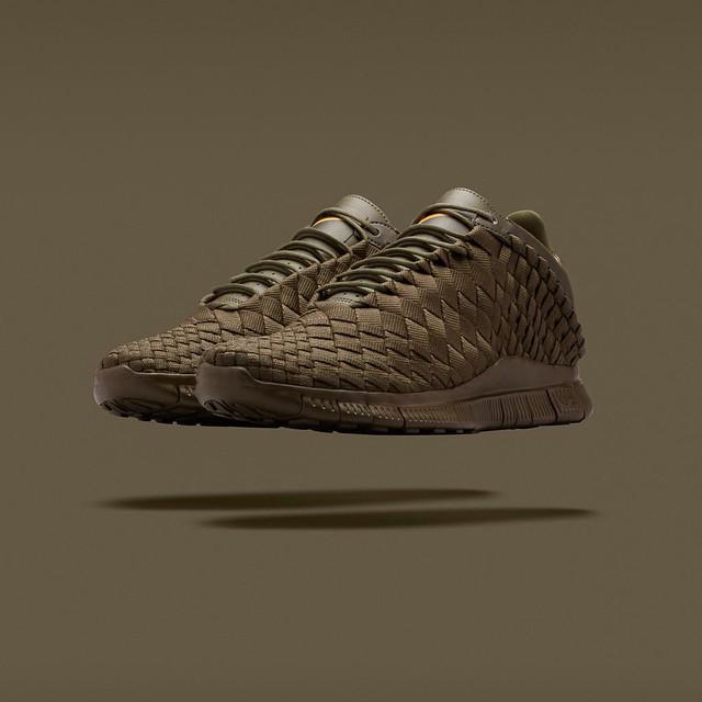 SneakPosts's tweet photo. Drops tomorrow! http://t.co/mYCq02X0FF
