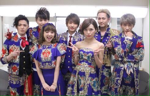 まな 祝 5年連続nhk紅白歌合戦出場 さよならの前に おめでとう 14年最後の日にaaaを見る人rt a5年連続紅白出場 aが紅白でるから年こせるひとrt a紅白出場おめでとう Http T Co Zobisdkwdz Twitter