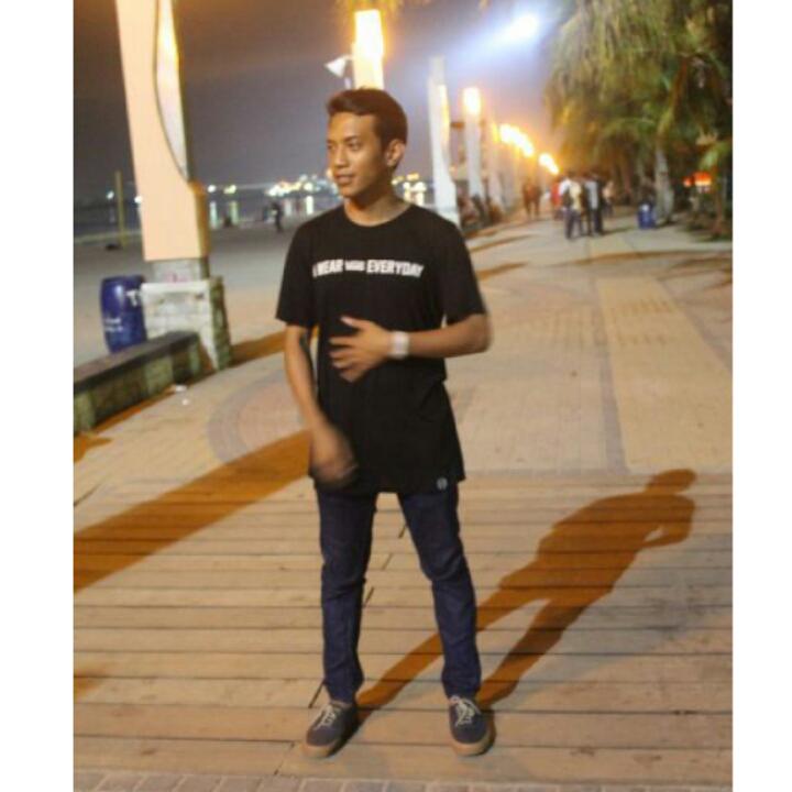 Baskara_Ibas's tweet photo. :) http://t.co/EvadQDQDoA