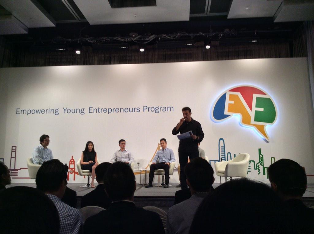 loverdeolivier's tweet photo. Interesting opening - Impressive speaker #googlehkeye http://t.co/AtdspgQ3dk