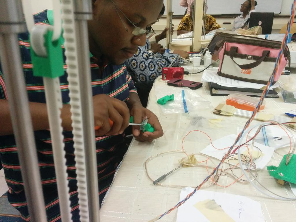 approptech's tweet photo. Yesterday we had a few opening sessions, including a workshop on constructing 3d printers #icat2014 http://t.co/eztGDq2pNn