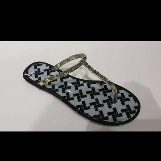 NeedsShop tweet picture