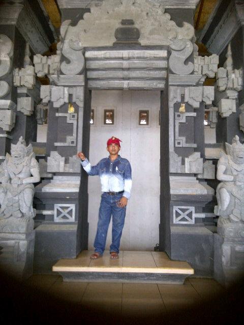 Vsi17's tweet photo. Pura #TanahLot #indonesiamoment just promotion indonesia http://t.co/dqdXOixTOM