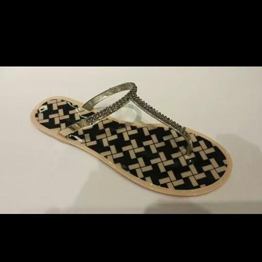 NeedsShop tweet picture