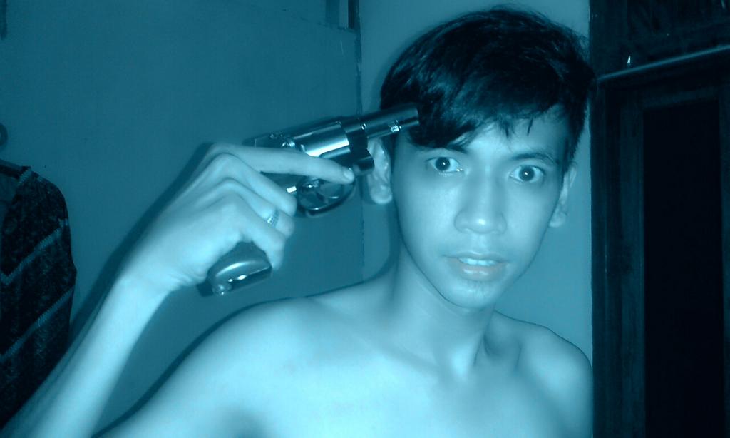 angga adyatma N tweet media