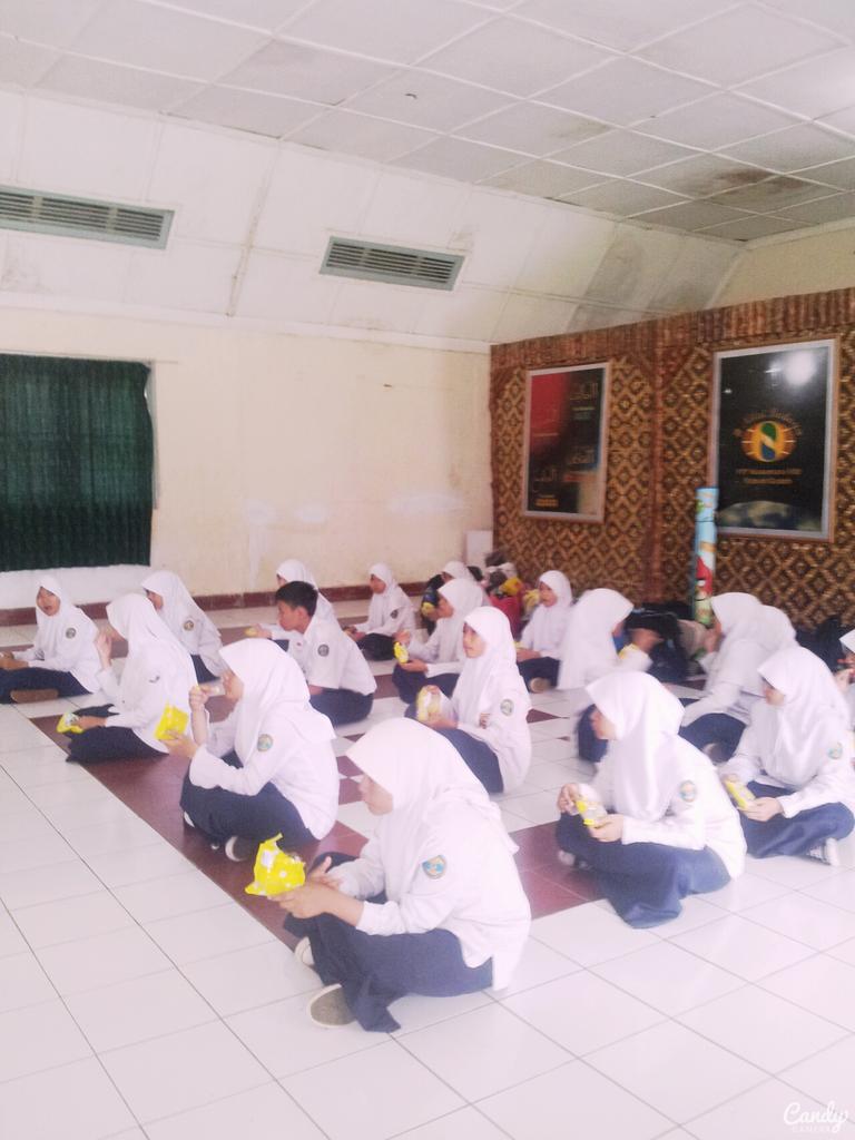 Pask_Int12's tweet image. Kenangan pelantikan at gedeh! 14-15-16 nov