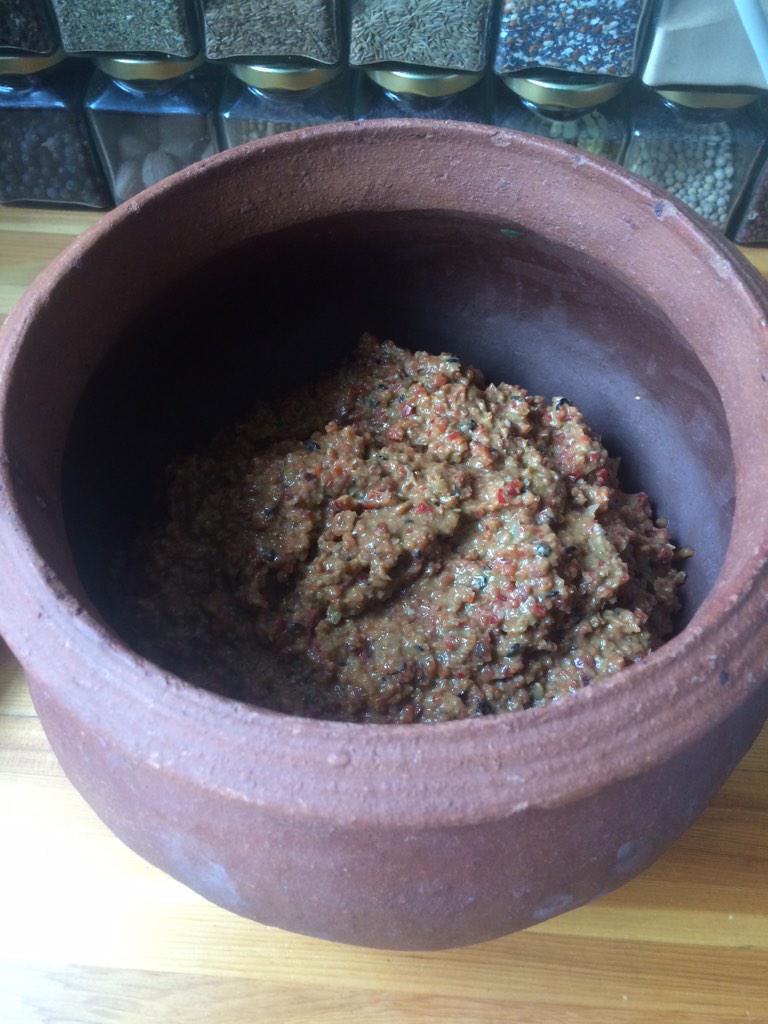 roughricetas's tweet photo. Doubanjiang phase 3 http://t.co/vbqxyPnIcJ