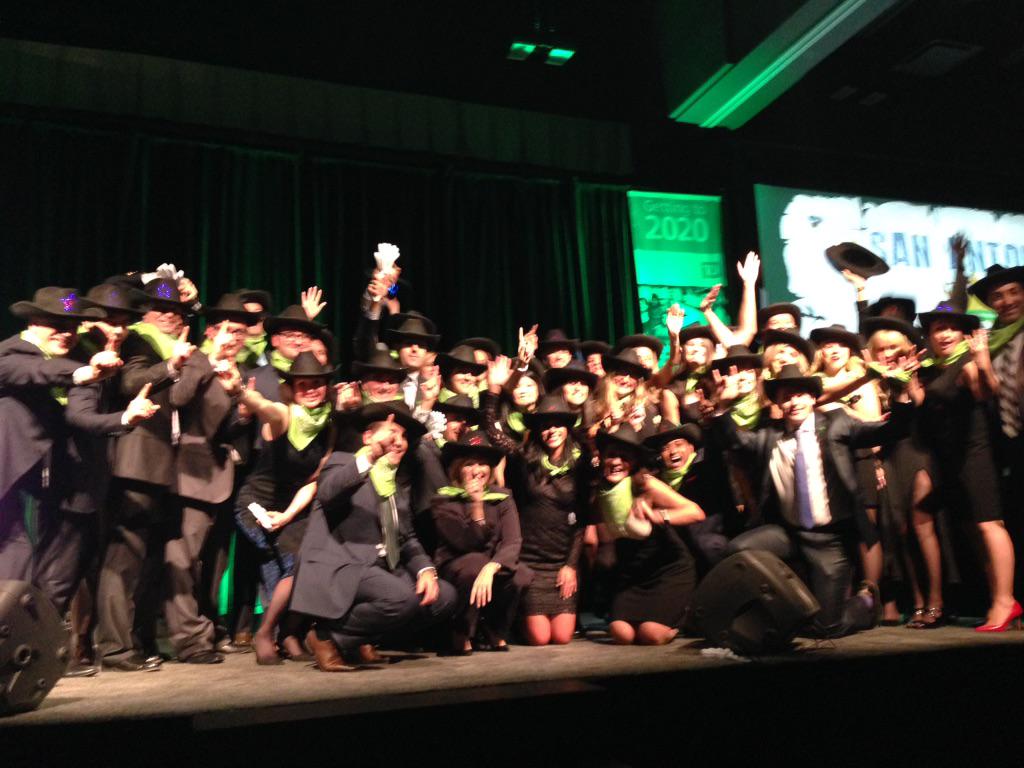 JayMaglantay's tweet photo. Celebrating with Champions #QuebecMCSConference !!! http://t.co/imRNCegUfU