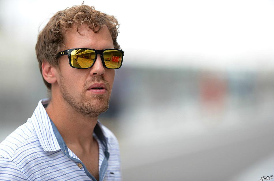 Vettelians4ever's tweet photo. Vettel in @ScuderiaFerrari (Part 4) http://t.co/qEevT8Ds7f