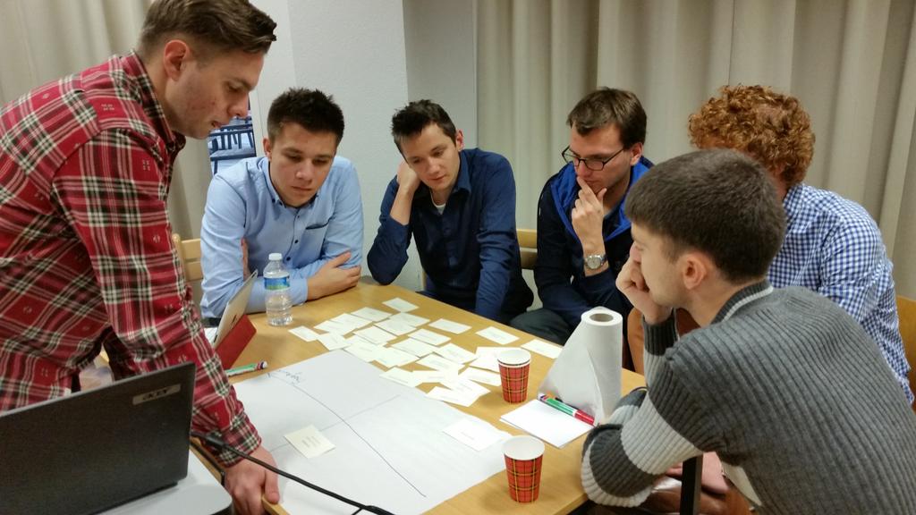 MartinTverling's tweet photo. Exploring the causes and motivations behind conflict in Ukraine. And. Practicing debating the "why". #EUoC http://t.co/6X4DoqikmB