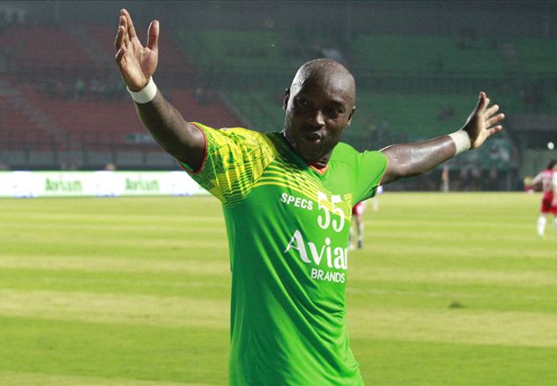 Ajukan Harga 2.5M. Yonga: "Sebentar Lagi, Pacho Kenmogne Berbaju Persib Bandung" | Link: bit.ly/1xEc9Ze |