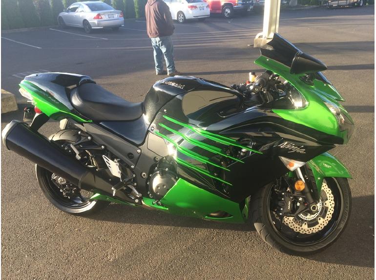USA_Motorcycles's tweet photo. Used 2014 #Kawasaki Ninja zx-14 #Sportbike_Motorcycles for sale in Sublimity, OR, USA @ http://t.co/fFEODkXkdC http://t.co/nhrvX3JORK