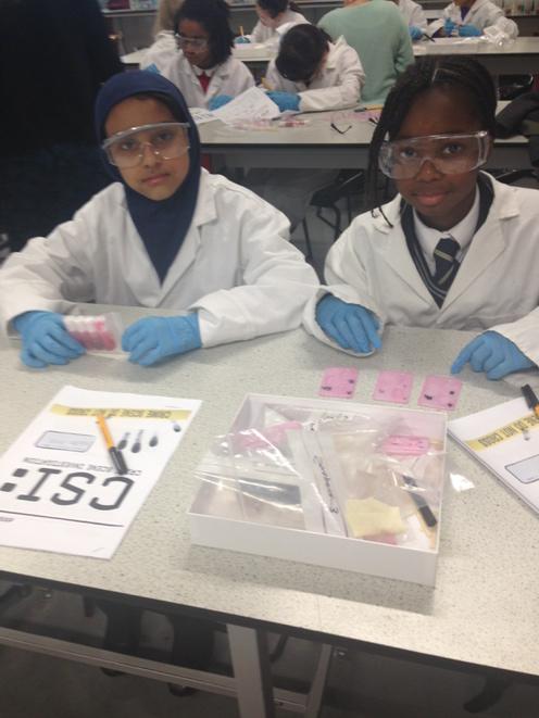 ChobhamScienceP's tweet photo. http://t.co/7CZuwCwRFW
