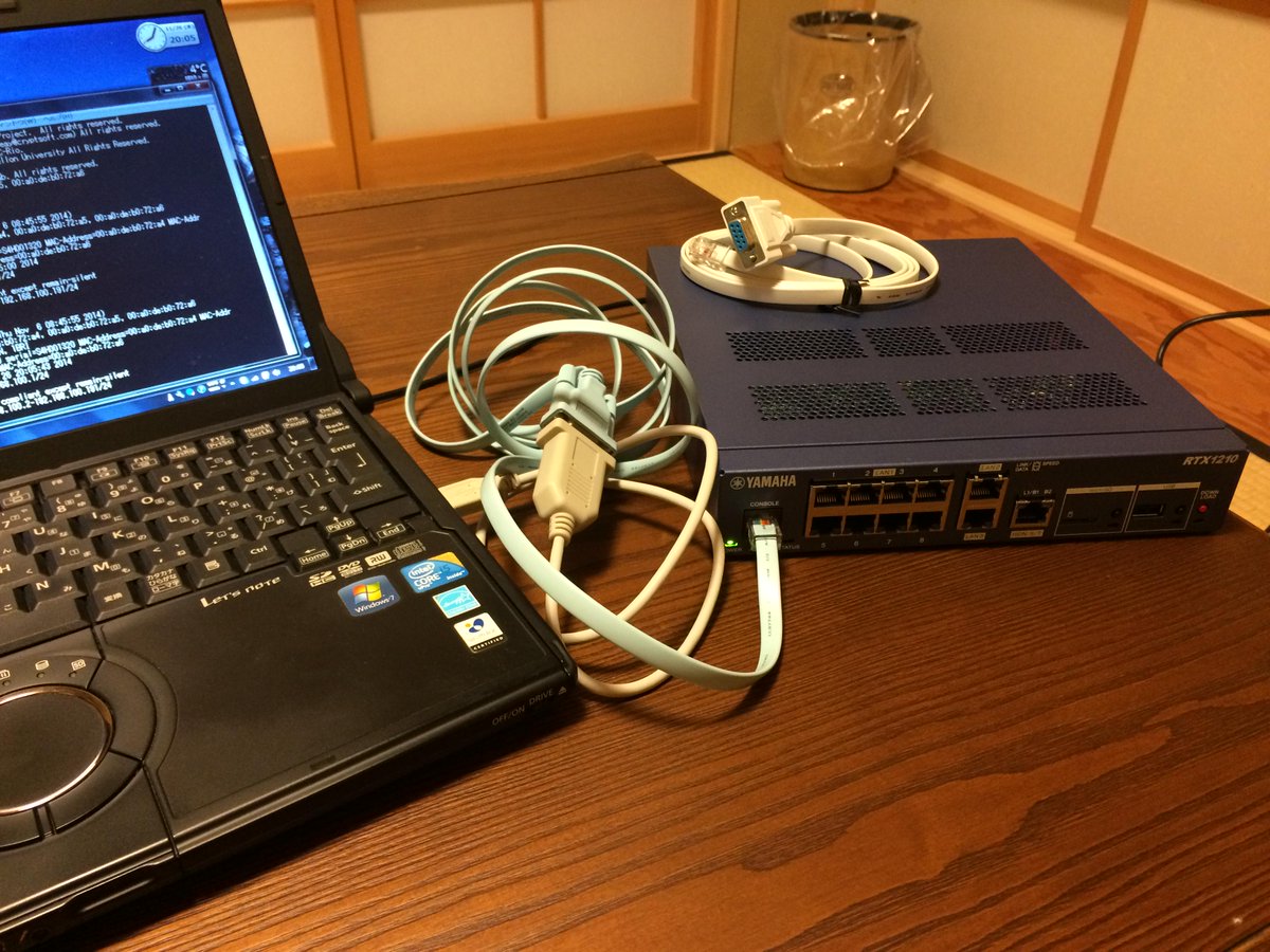 Twitter पर をぐ Rtx1210にコンソールケーブルを接続して動作確認 Ciscoのケーブルで問題なく接続できます Buffalo の無線apについてきたコンソールケーブルもあったのでついでに確認w Http T Co Aazmizhirm