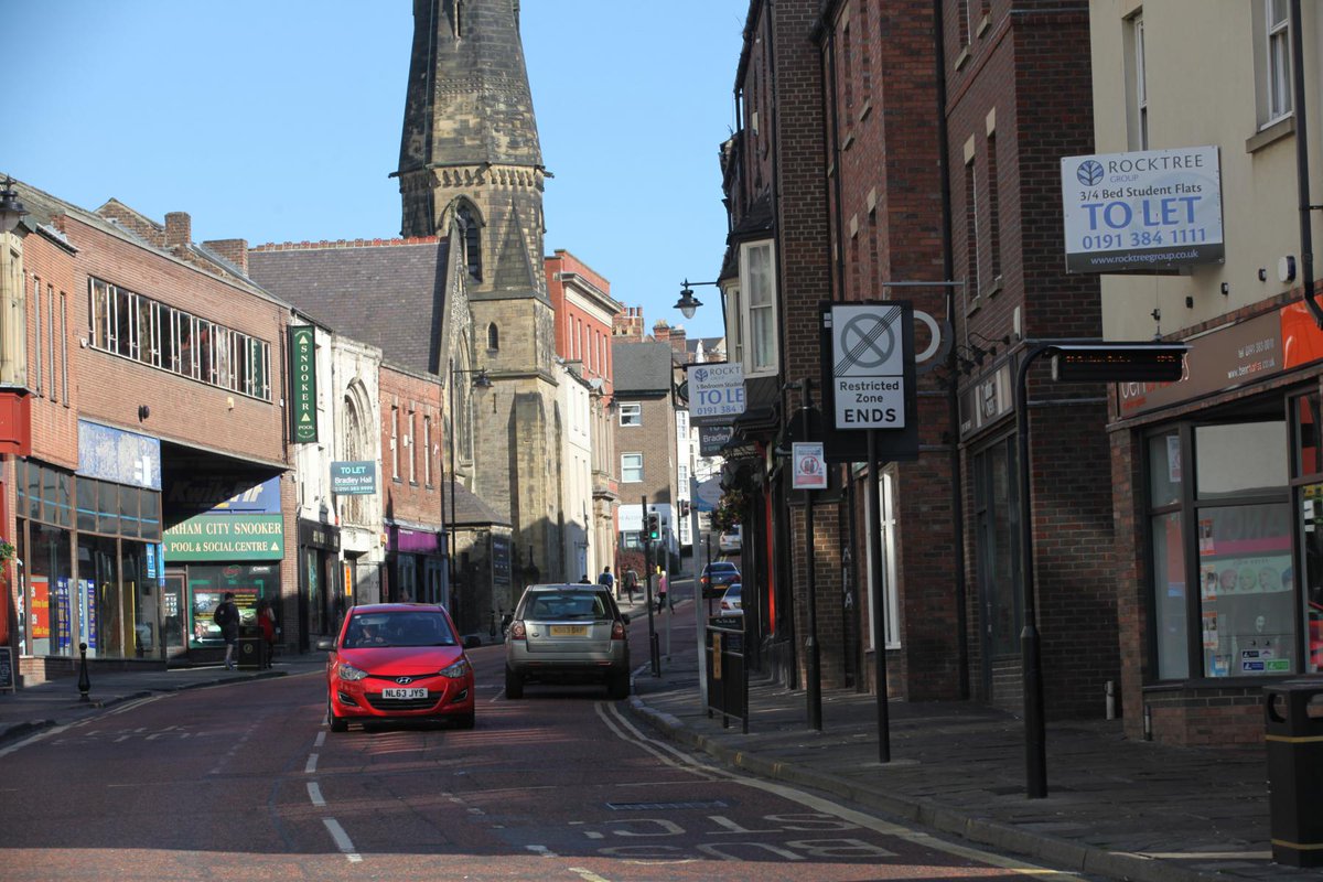 ChronicleLive's tweet photo. Council and police join forces for temporary Durham City road closure #Claypath, http://t.co/GIm5mcR9RL http://t.co/lBfu3Z8joH