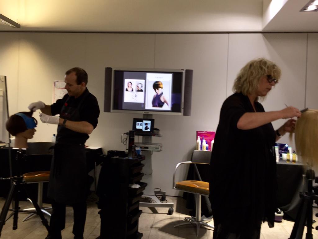 TerryLongden's tweet photo. Day 9 #colourmastery @Matrixhaircare @EthosManchester demonstrating their award winning #bha13 colour collection http://t.co/xVvSL4P2g3