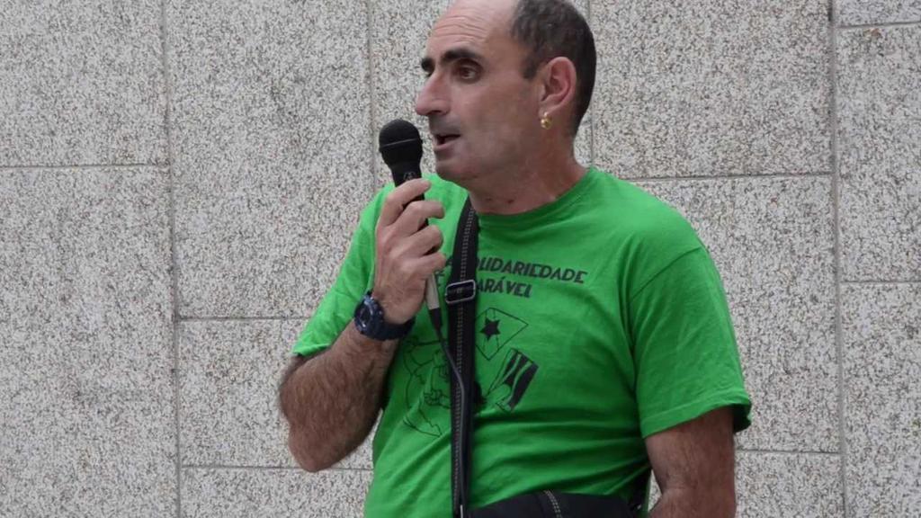 CSAIMalaga's tweet photo. Acaban de detener a Suso Cela Seoane por supuesto "enaltecimiento del terrorismo". ¡MÁXIMA DIFUSIÓN! http://t.co/xSWkxjajgQ