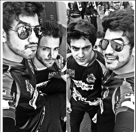 DelhiDragons's tweet image. Selfie of the dragon bros !!!
@suyyashrai @rithvik_RD @karan009wahi
#Brothers #Family #Team #Delhidragons