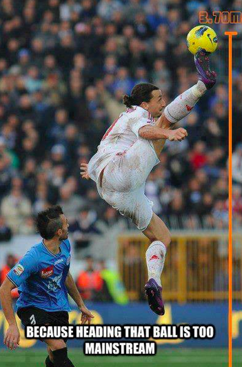 FootballFunnys's tweet photo. Dare to Zlatan. http://t.co/WEENci8BlU