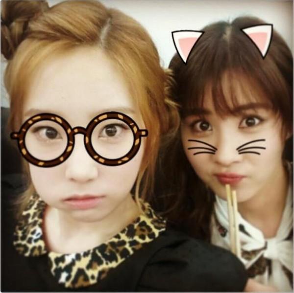 sonyusidae's tweet image. @selusly ayeh ou na kamukha mo na sye hihi bh3 may selca na pala us ehhhh #whileeating