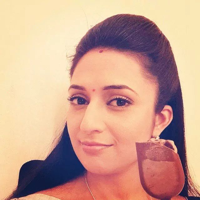 YHM_FC's tweet photo. @Divyanka_T's Instagram Update #DisturbedStateOfMind = #FrustrationEating + #FrustationSleeping = #GuiltyStateOfMind http://t.co/EHVeYJogm9