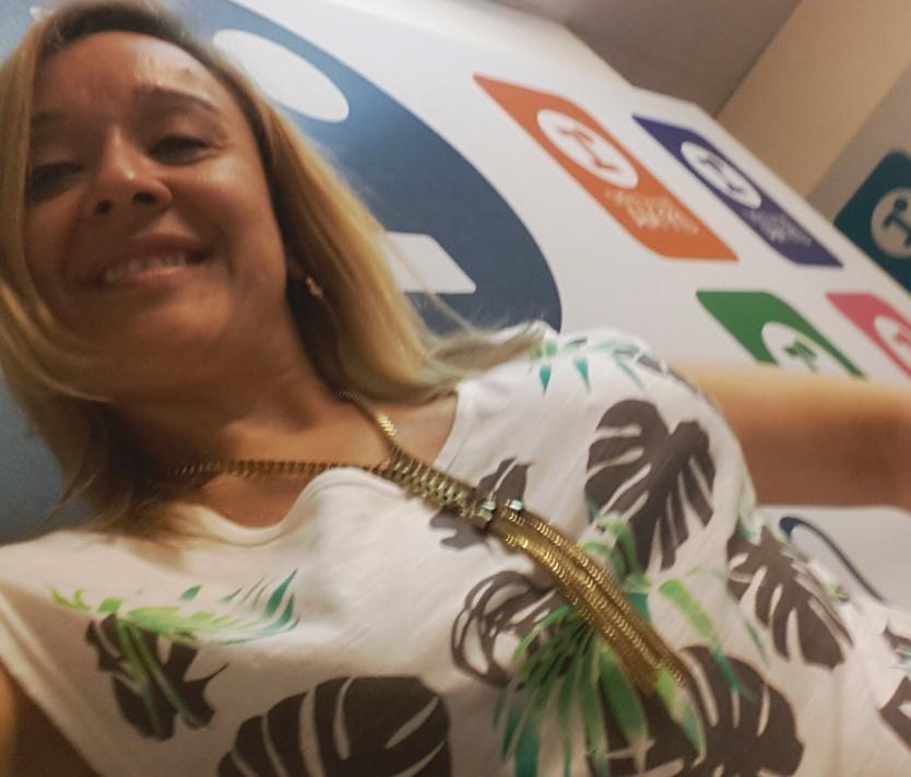 marcelapgodoy's tweet photo. Muy canchera la remera d @SicalaOficial p ir al trabajo, salir a pasear.una divinura!Está en todos sus locales http://t.co/g1MZE6zsRG