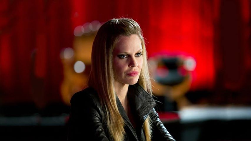 Happy Birthday Kristin Bauer van Straten! 