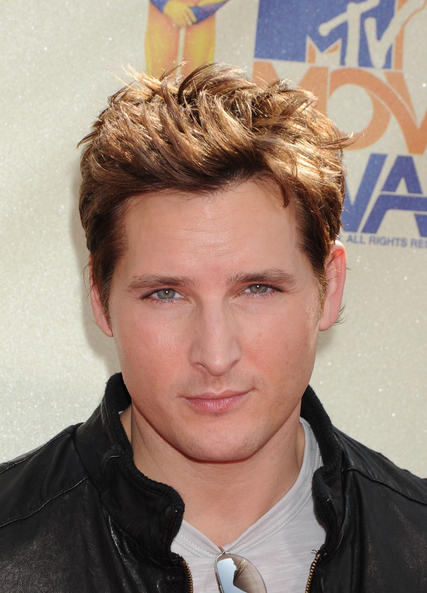 Happy Birthday Peter Facinelli! 