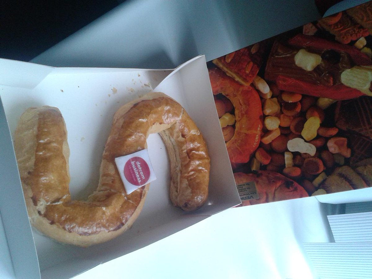 Krabbenmakelaar's tweet image. Verwend met #sinterklaas #lekkernijen @Krabbenmakelaar door @LuukvandenBerg @dotcomoss