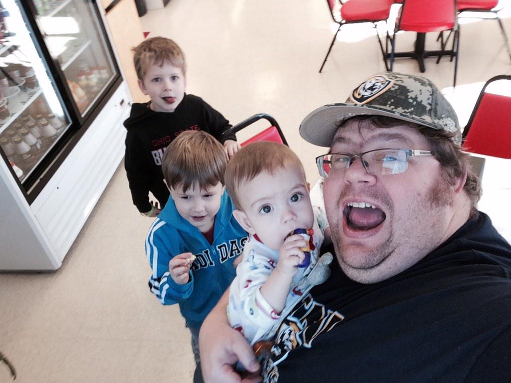 adam_ledyard's tweet photo. @Marshalltexas | Great time at the Art Museum play room &amp; new donut shop in town. Boys morning out!! #DaddyTime http://t.co/y3f5vDQHGd