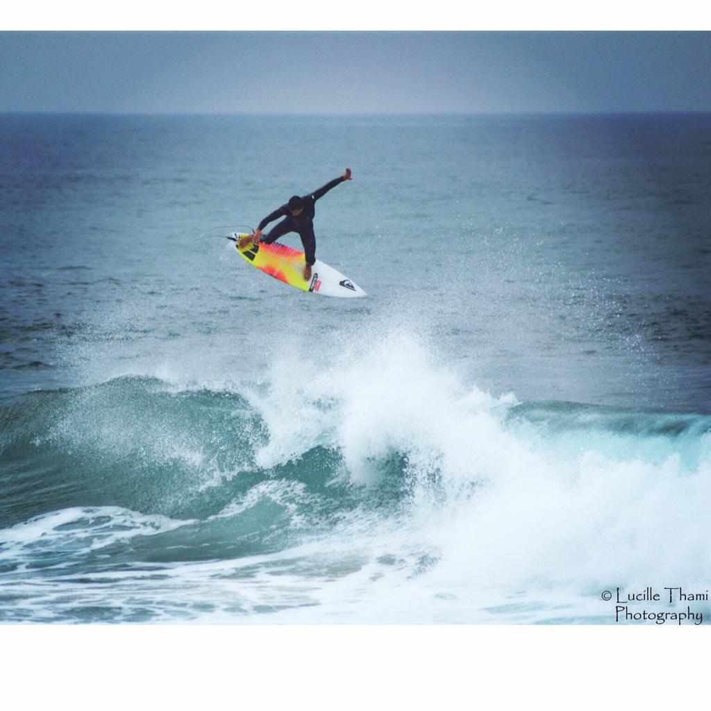 maximehuscenot's tweet photo. 🐝🐝💨#freeride #ridesession #VansWorldCup #VTCS http://t.co/f0Qhm8biLv
